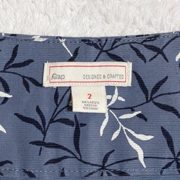 Final Price Drop- GAP Blue Floral Dress - Picture 7 of 8